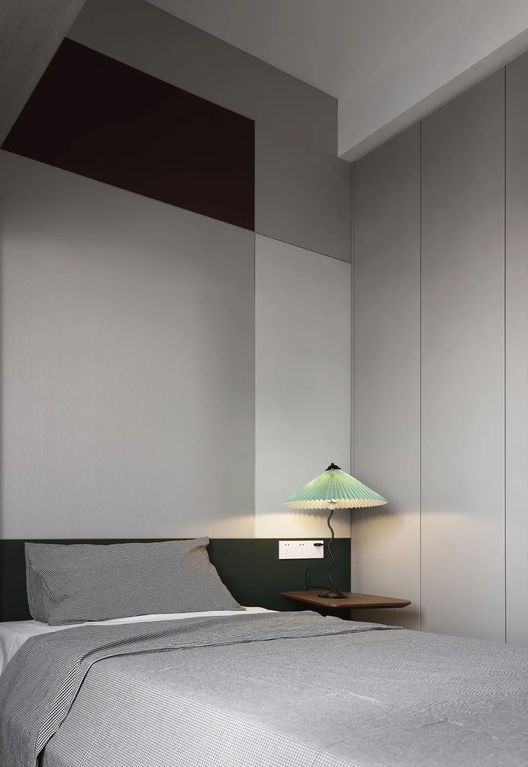 艺术涂料装修案例效果图片：现代轻奢风格125㎡三居室