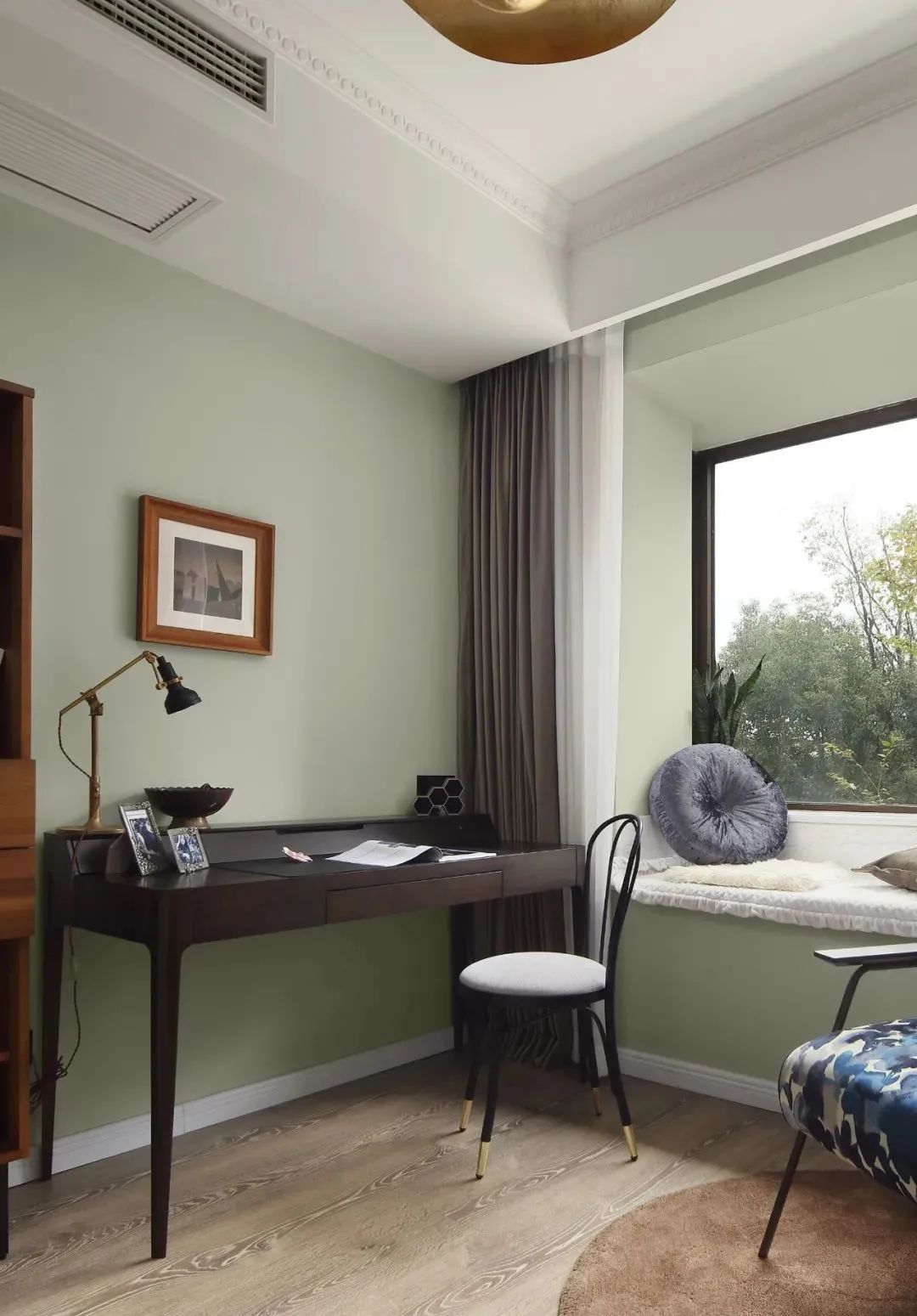 硅藻泥装修案例效果图片：充满浪漫怀旧情调的140㎡三居室